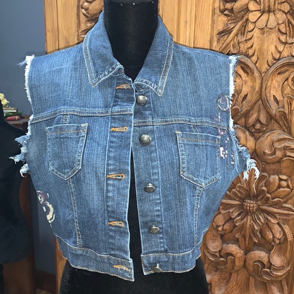 Boom Boom Jeans Jackets & Blazers - EUC Boom Boom jeans XL distressed jean vest vintage. Cropped.